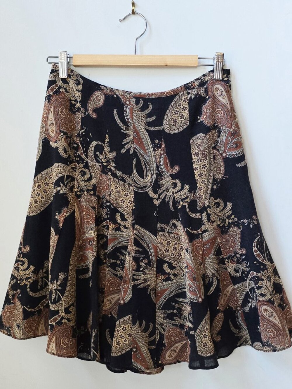 Vintage Anne Klein Paisley Lighweight Wool Skirt: 90s Flared A-Line Godet Size 6